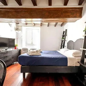 Apartment Trastevere, Rome