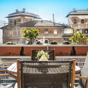 Apartment Boutique Domus River Terrace, Rome